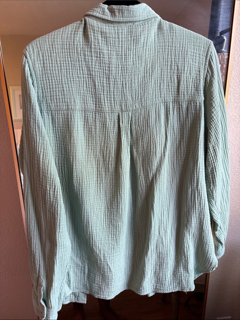 Anne Klein Pale Mint Quilted-Texture Button Front Shirt - Picture 3 of 3